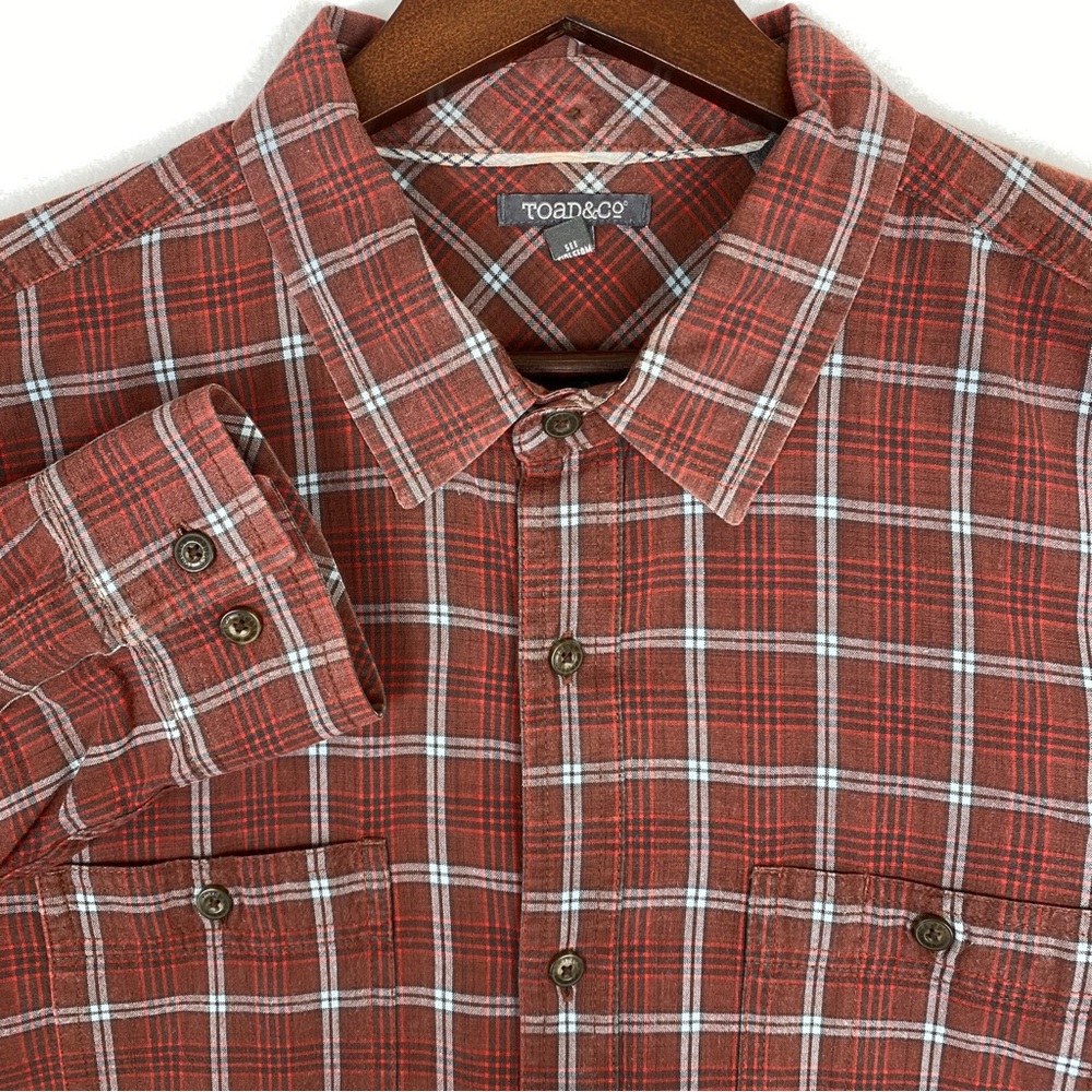 Toad&Co Smythy Long Sleeve Button Up Shirt Mens L Red Plaid‎ Chest Pockets